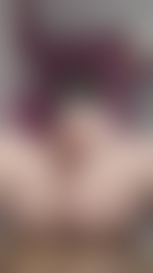 Zdjęcie 21 z galerii Ujeżdżanie dildosa w szpilkach i pańczochach 🍆👠