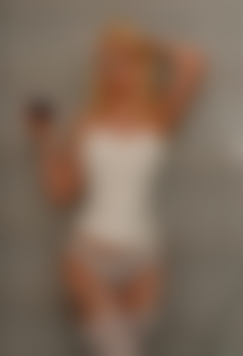 Zdjęcie 4 z galerii Blond hair girl