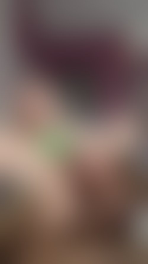 Zdjęcie 18 z galerii Ujeżdżanie dildosa w szpilkach i pańczochach 🍆👠