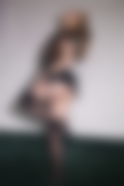 Zdjęcie 13 z galerii Profesjonalna sesja porno