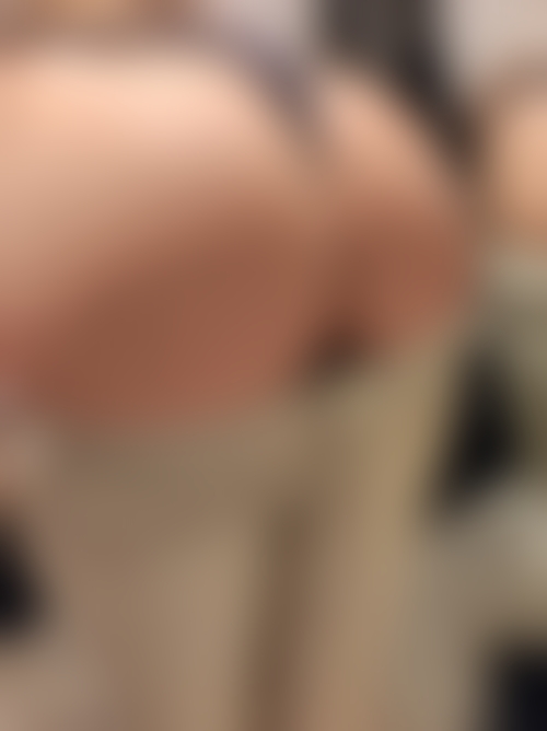 Zdjęcie 44 z galerii W przymierzalni 😈💦