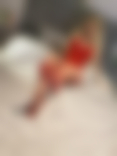 Zdjęcie 10 z galerii Nowa galeria w Hot red lingerie :)
