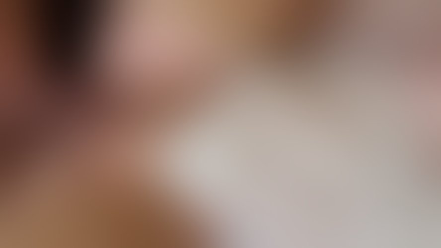 Zdjęcie 3 z galerii Seks ze spustem w owłosiona cipkę
