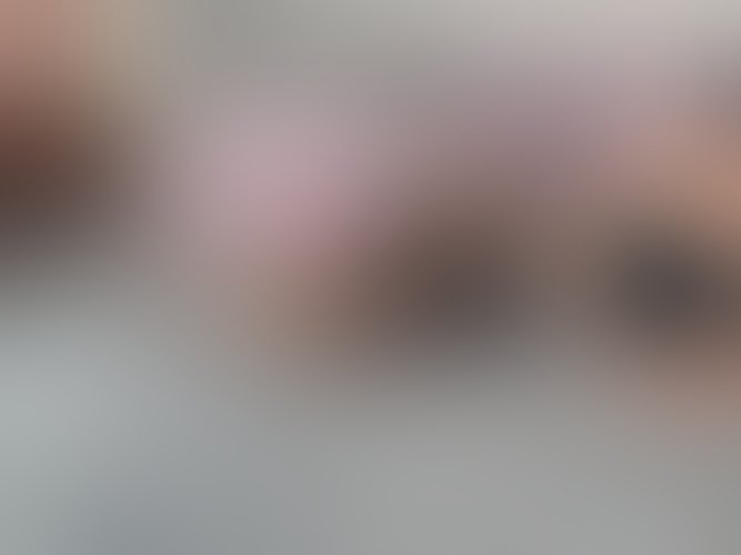 Zdjęcie 16 z galerii Figlarna uczennica w seksownych kabaretkach