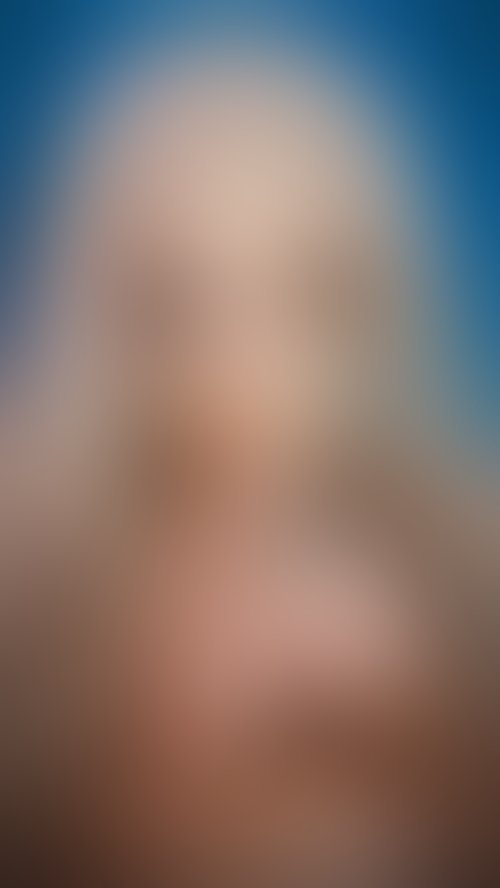 Zdjęcie 3 z galerii Głębokie gardło na dildo