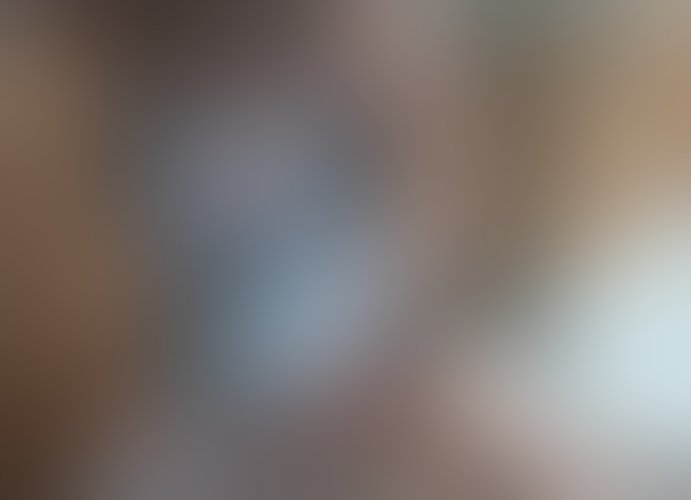 Zdjęcie 5 z galerii Ujeżdżanie dildo i piss - strój pokojówki