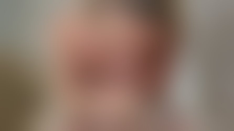 Zdjęcie 3 z galerii Efekt nie zakładania majtek i stanika pod sukienkę