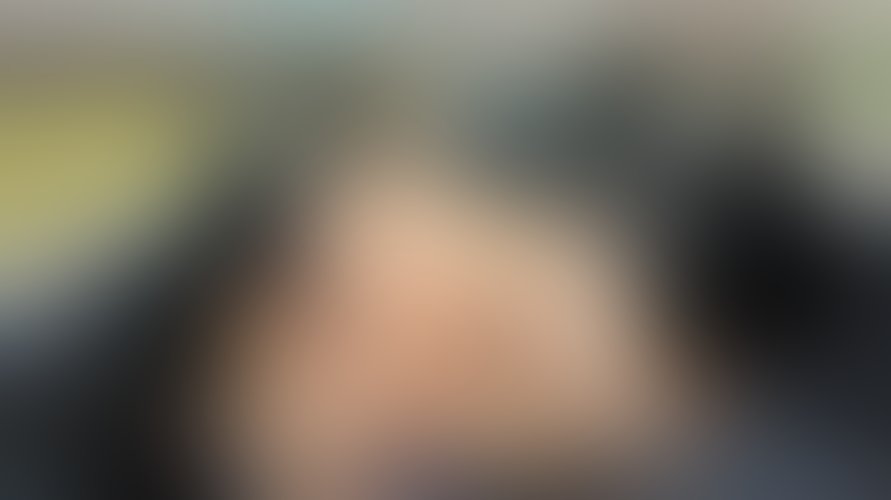 Zdjęcie 7 z galerii Pierwsza Sex randka z młodym chłopakiem w jadącej taxi