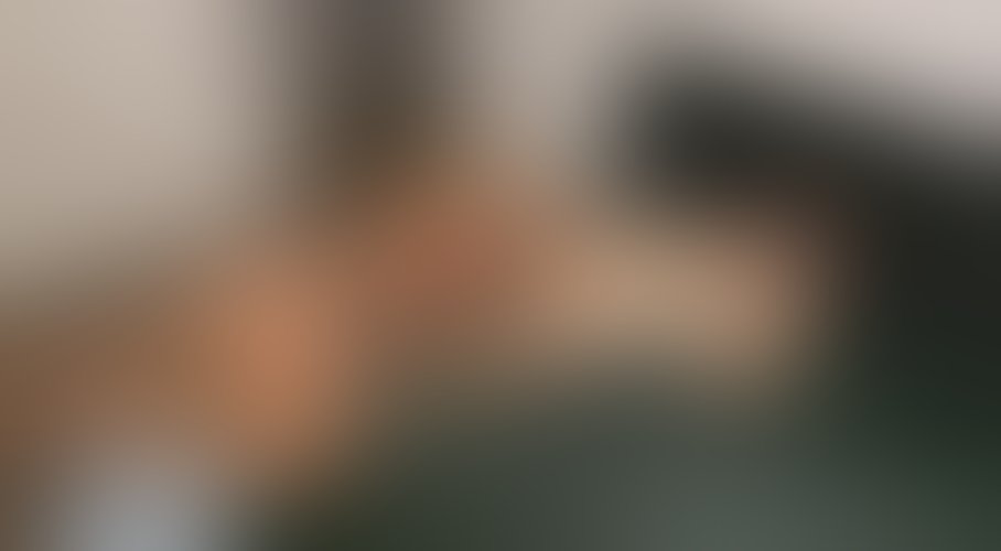 Zdjęcie 18 z galerii Ulegla Studentka 20 lat na Praktykach u Mamusi Milf