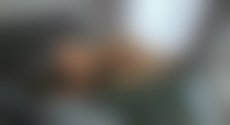 Zdjęcie 19 z galerii Ulegla Studentka 20 lat na Praktykach u Mamusi Milf