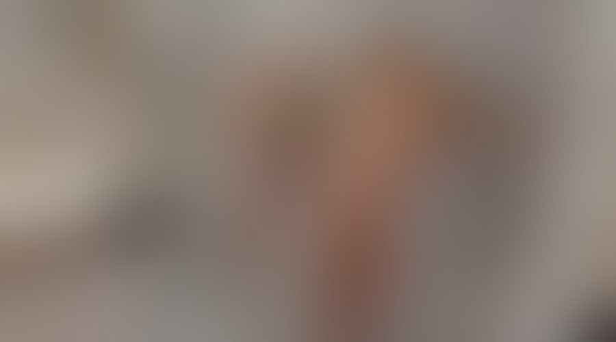 Zdjęcie 5 z galerii 19 Latek uczy sie jak myć Mamusię pod prysznicem