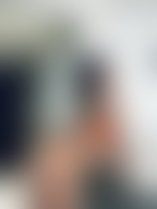 Zdjęcie 11 z galerii Dużo oliwki, bodziaki i ostry anal dużym dildo