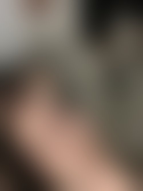 Zdjęcie 3 z galerii Goth Soft Submissive Girl