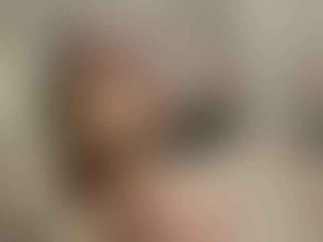 Zdjęcie 17 z galerii Bez stanika 💋🍬
Dupka wypięta w białych rajstopkach i bez 🐱