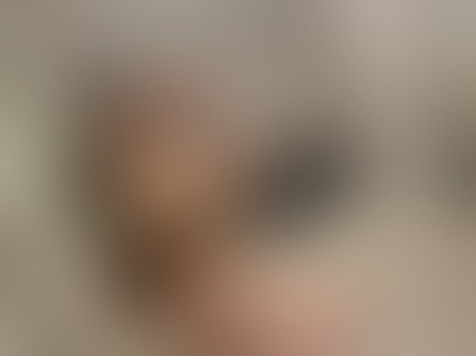 Zdjęcie 21 z galerii Bez stanika 💋🍬
Dupka wypięta w białych rajstopkach i bez 🐱