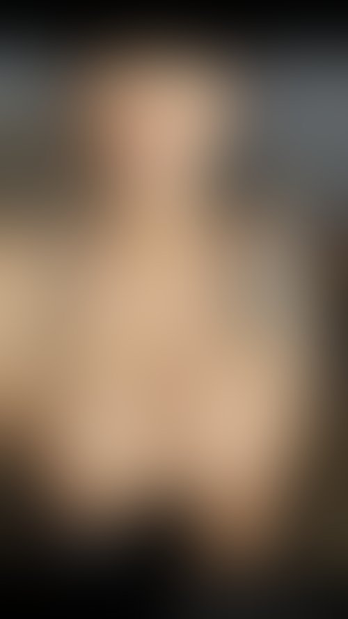 Zdjęcie 15 z galerii Gorace porno z aktorem 12min latex, szpilki, pończochy, spust