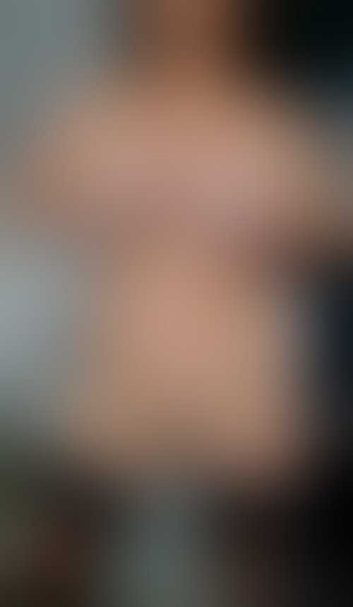 Zdjęcie 4 z galerii Jebanie cipki grubym dildo