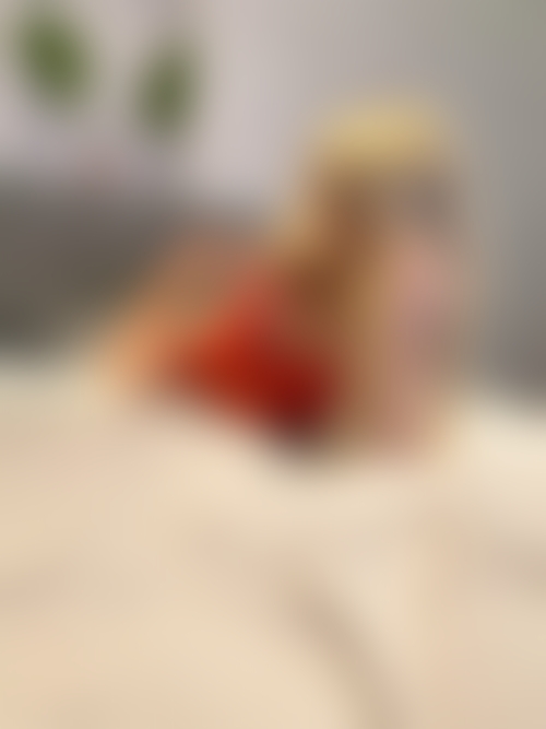 Zdjęcie 3 z galerii Nowa galeria w Hot red lingerie :)